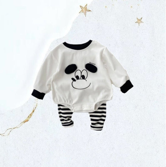 A unique 2-Piece cute panda cotton baby bubble romper and legging outfit set by Ashberryco, a perfect casual fall outfit for baby boy and girls! Made of high-quality cotton fabric that ensures your little one stays comfortable and stylish!