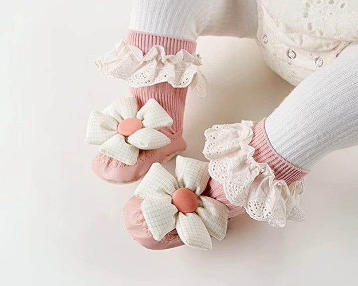 Newborn Baby Girl Non-Skid Socks with Bow (4-pack)